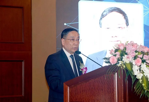 2中国印刷及设备器材工业协会理事长徐建国.jpg 2中国印刷及设备器材工业协会理事长徐建国.jpg