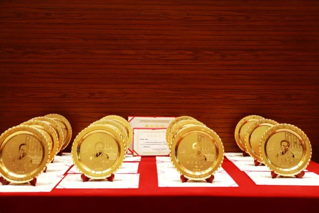 微信图片_20201124132015.jpg 微信图片_20201124132015.jpg