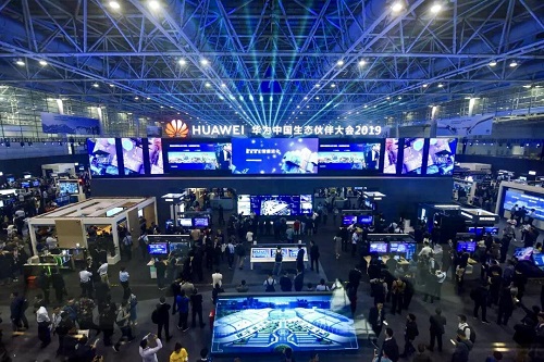 大会现场.jpg 大会现场.jpg